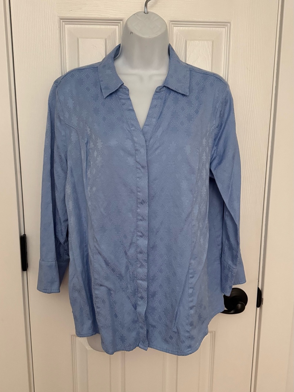 Dana Buchman Light Blue Button-Down Jacquard Shirt